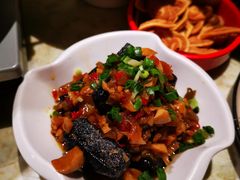 -味上湘菜馆(岳麓山店)