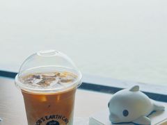-抱抱地球咖啡馆(国家海洋博物馆店)