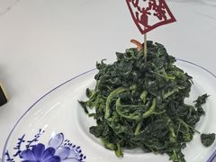 -三江源美食城