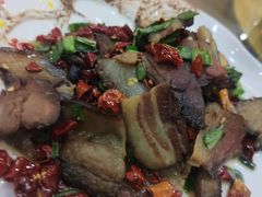 -老唐三下锅 ·张家界地标美食(溪布街店)