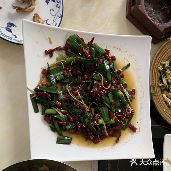 乡里人家风味土菜馆