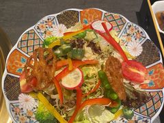 -铭牛烧肉·和牛海鲜自助(高新月牙湖店)