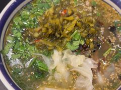 -云阿蛮云南生烫牛肉米线(奉贤路店)