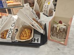 -HOT CRUSH趁热集合·现烤面包(环球港店)