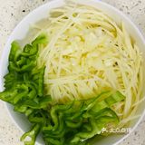 我拿手的主食菜谱青椒土豆丝