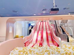 -奈尔宝家庭中心·亲子餐厅(北京东坝万达店)