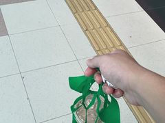 -星巴克臻选(莘庄仲盛店)