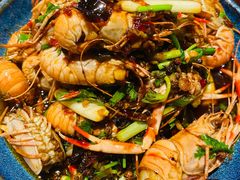 -蚝堡海鲜·威海菜·海肠捞饭·烧烤·亚洲吃蚝公司(幸福门店)