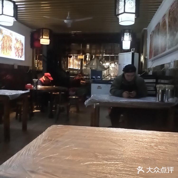 馋嘴纸包鱼·烧烤(万松园店)