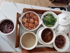 -臻儿屿月子会所(茶山店)