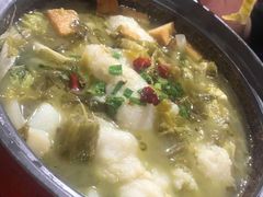 -周鱼小馆石锅酸菜鱼(活力汇店)