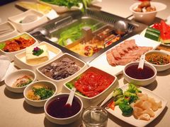 -海底捞火锅鲜切牛肉主题店(长寿路店)