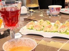 -海派悦庭·海胆烧麦·新融合菜(凯德广场店)