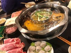-邓莽子老火锅(中兴路总店)