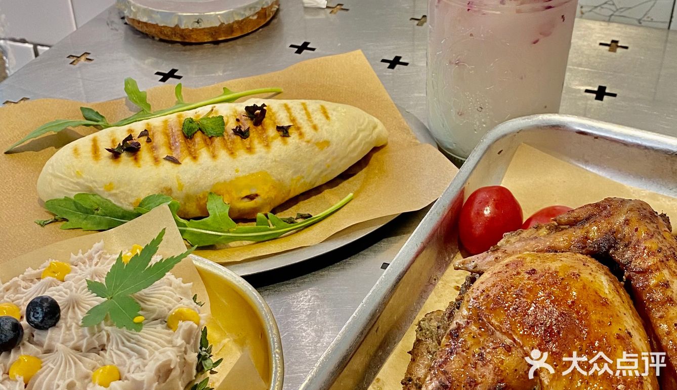 厦门必吃榜：野草莓自由市场[调皮]