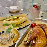 厦门必吃榜：野草莓自由市场[调皮]