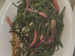 -汗腾格里·风味餐厅(新疆驻京办店)