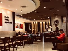 大堂-必胜客(百联又一城店)