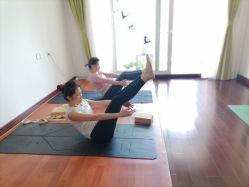 -Yvon yoga 瑜伽·精准体态管理中心