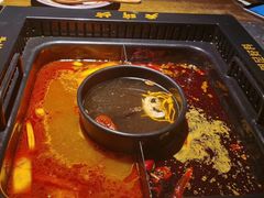 -老牌坊云南鱼豆花火锅(爱建店)