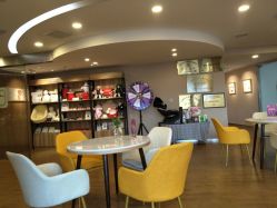 -海豚湾高端月子会所(黄浦店)