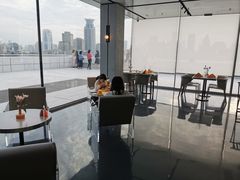 靠窗位-璞渼咖啡 ROOF P.M. Café(浦东美术馆店)