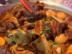 -胖哥俩肉蟹煲(长沙高铁吾悦广场店)