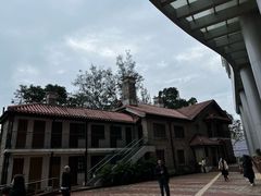 -香港大学