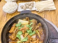 -鱼众不同·鸡公煲·烤全鱼(国顺路店)