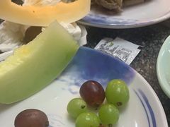 -锤头鲨毛肚海鲜烤肉自助餐厅(国购广场店)