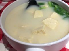 白菜炖豆腐汤-西贝莜面村(金隅嘉品mall店)