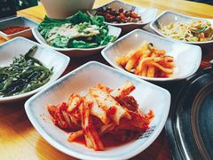 小菜-唯成•韩国炭火烤肉 유성고기