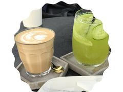 -UNI UNI(环亚凯瑟琳店)