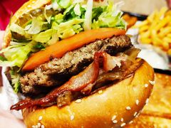 -The Habit Burger Grill 哈比特汉堡(爱琴海店)