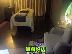 -上海虹桥祥源希尔顿酒店