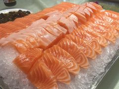 三文鱼生-新享乐海鲜(翠华路店)