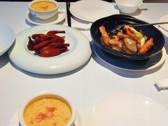 玻璃皮润烧乳鸽-北京厨房(西安SKP店)