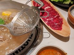 -左庭右院鲜牛肉火锅(金山万达店)