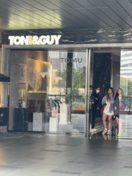 -TONI&GUY