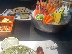-花潮料理艺食馆(成都万象城店)