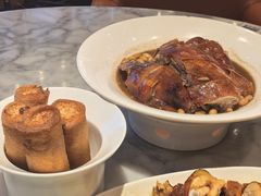 -蝴蝶里·粤菜·点心(滨江龙湖店)