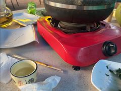 -墨脱石锅椰子鸡•香草鸭•东山羊(大东海店)