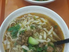 -顺溜·手工刀削面·黑金店(铜锣湾店)