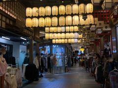 -Pier 21 (Terminal 21 Asok)