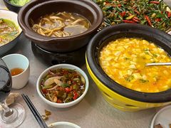 -有红鸡毛店·川菜(建设路店)