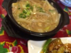 -篱笆院东北饺子王(欧阳路店)
