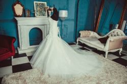 -LANYI COUTURE高级婚纱礼服改衣店