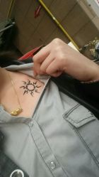 -鳌首刺青纹身 穿孔饰品店