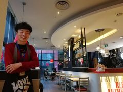 -必胜客(武汉欢乐谷店)