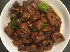 红烧大肠-两户人家农家乐